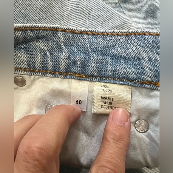 Reformation Distressed Jeans Shorts - Size 30 US 10- Tahoe destroyed wash - Picture 7 of 9